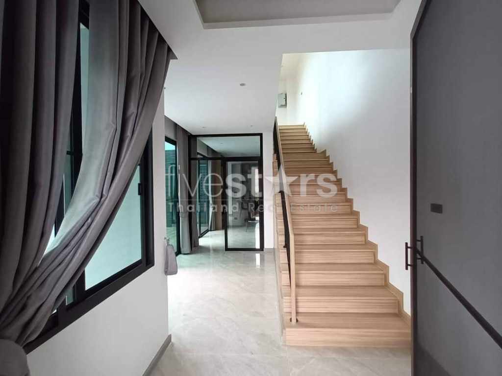 4-bedroom house + private pool for rent in Sukhumvit 71, photo 12