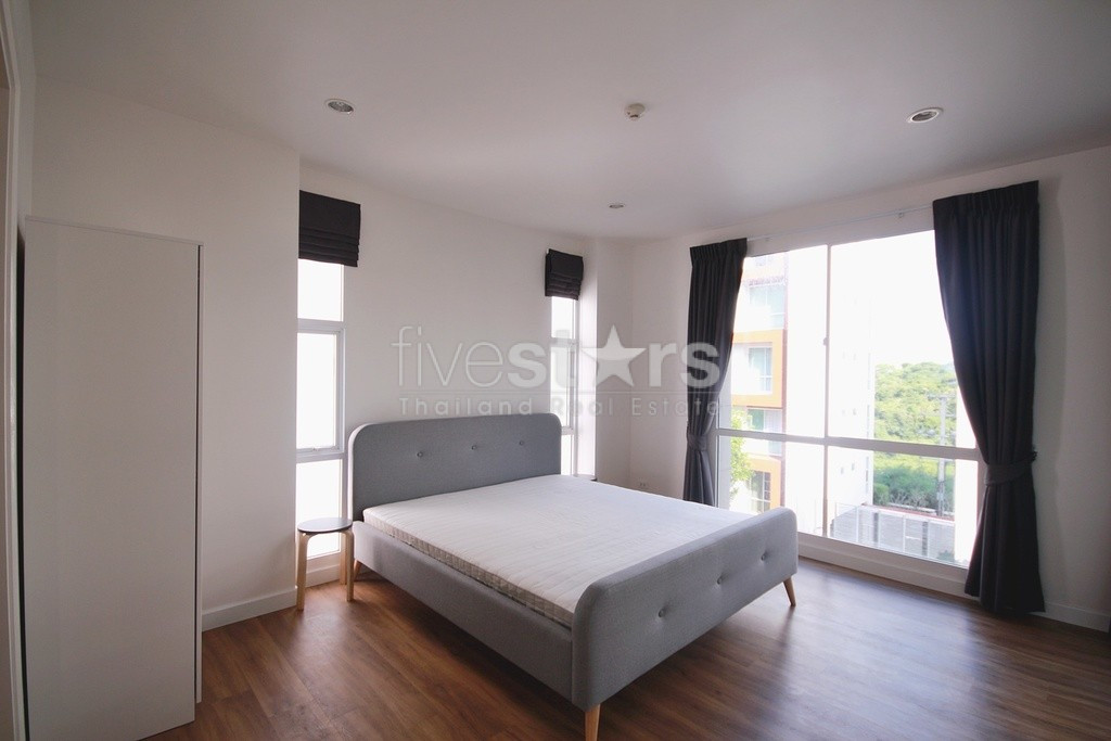 Appartement rénové de 2 chambres à vendre à Hua Hin, photo 13