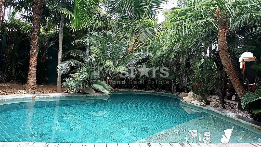 Maison de 3 chambres avec piscine privée à vendre à Hua Hin