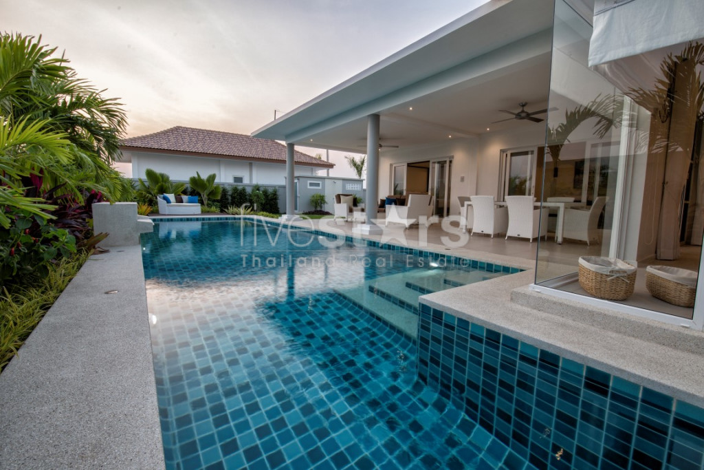 Belle villa avec piscine à vendre à Hua Hin, photo 2