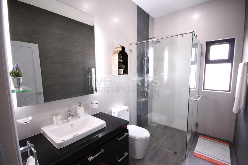 Belle villa moderne de 3 chambres à vendre à Hin Lek Fai, près de Hua hin., photo 17
