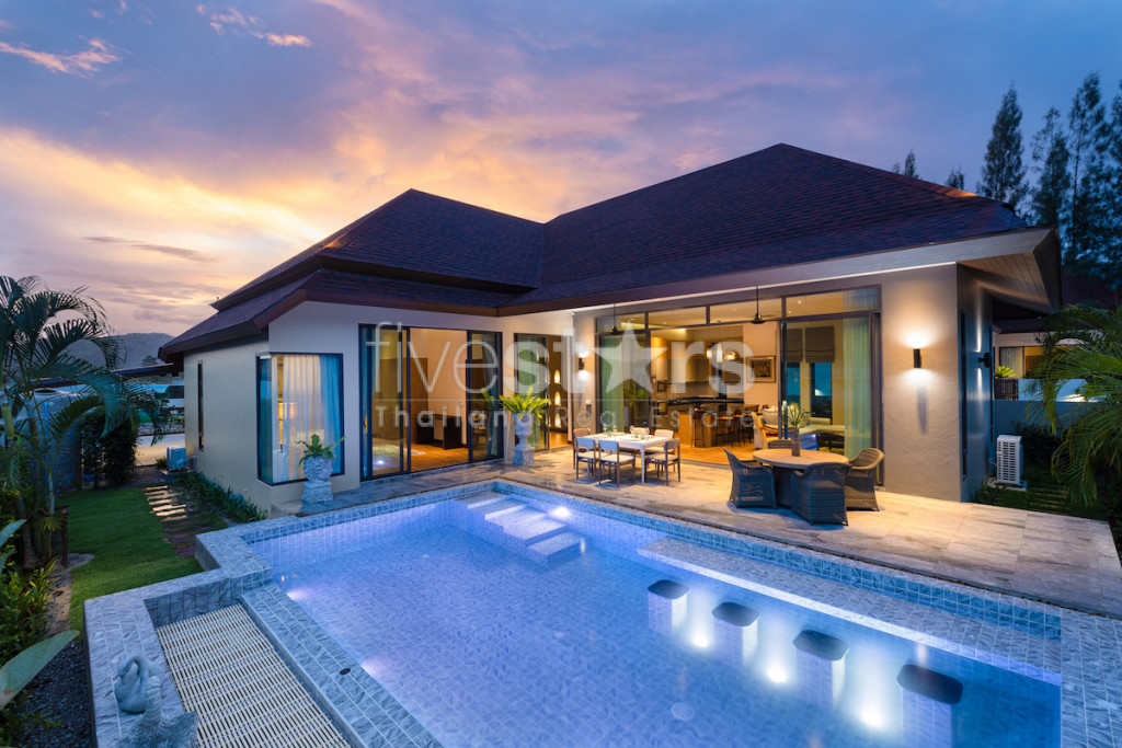 Villa neuve avec piscine à vendre, au nord de Hua Hin
