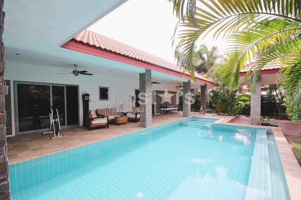 Belle villa avec piscine à vendre à Hin Lek Fai, Hua Hin