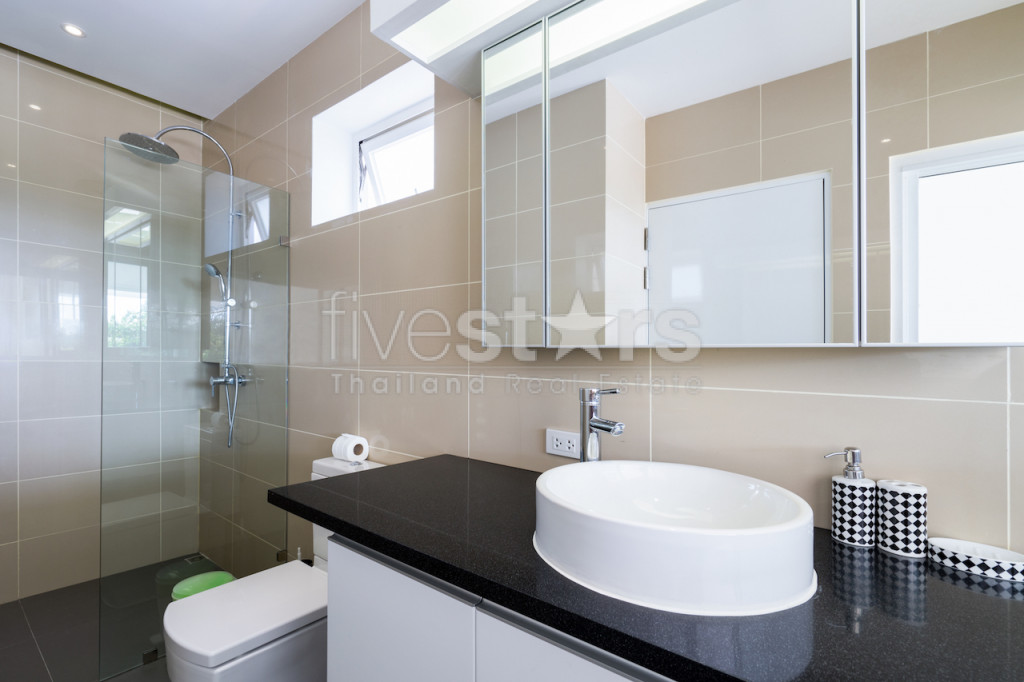 Superbe maison avec vue mer à vendre sur les hauteurs de Bangrak, photo 7