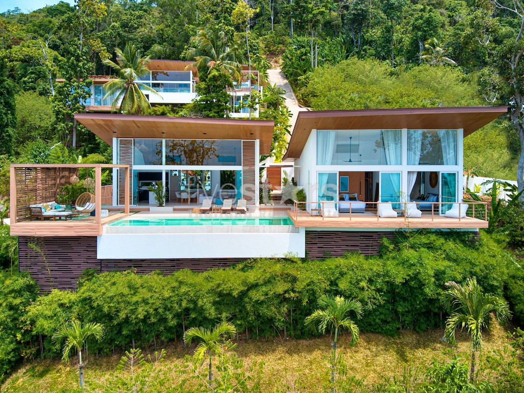 Villa 3 chambres style tropicale à vendre à Koh Samui