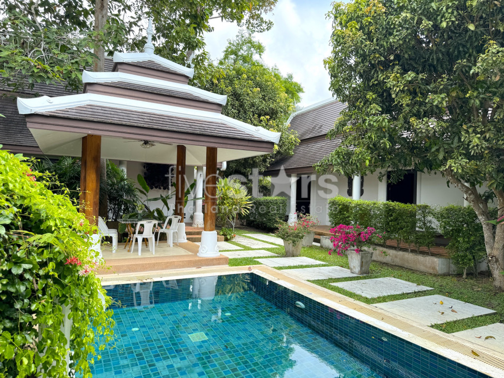 Villa Balinaise avec 3 chambres à vendre au Sud de l'ile