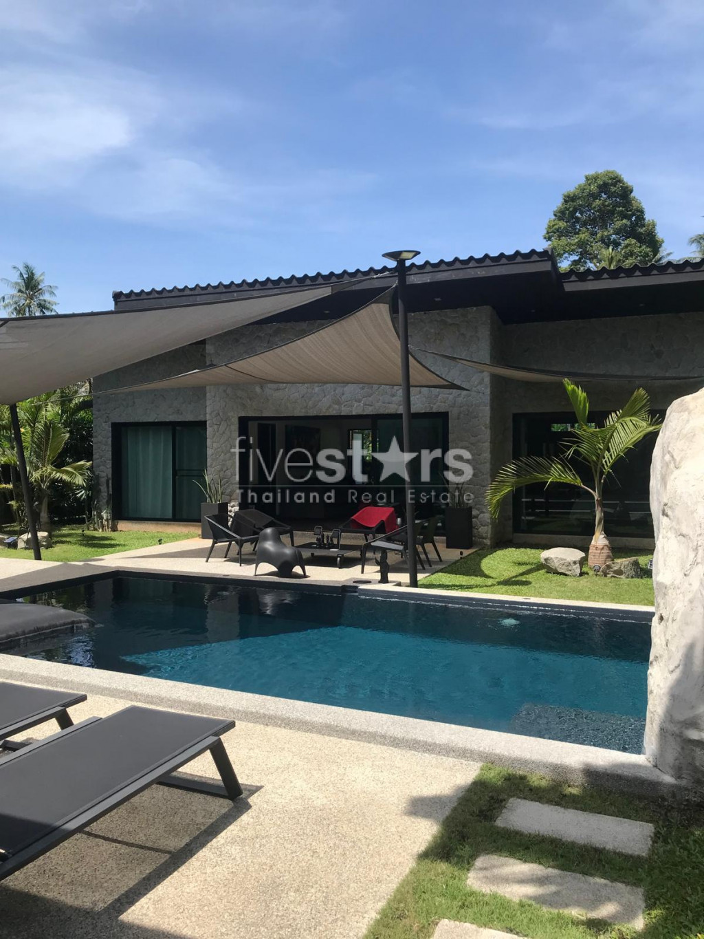 Villa tropicale 3 chambres à vendre quartier Maenam