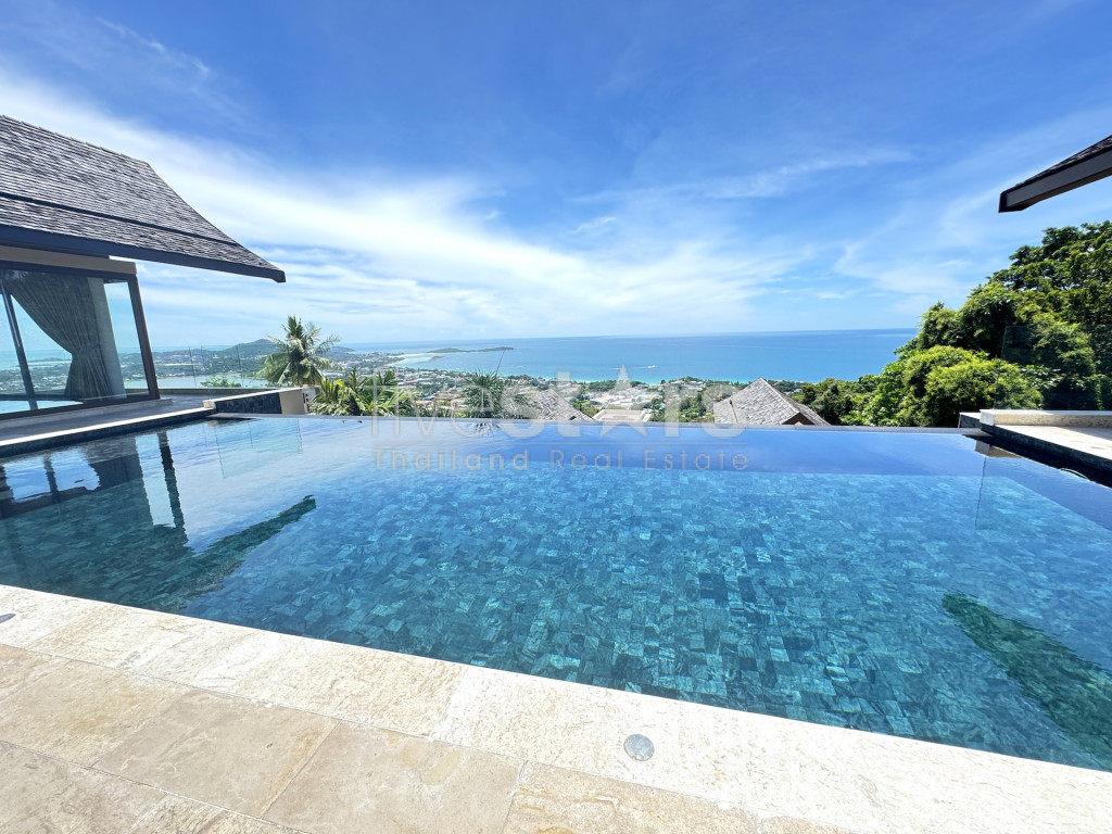 Superbe villa 5 chambres vue mer à vendre à Chaweng