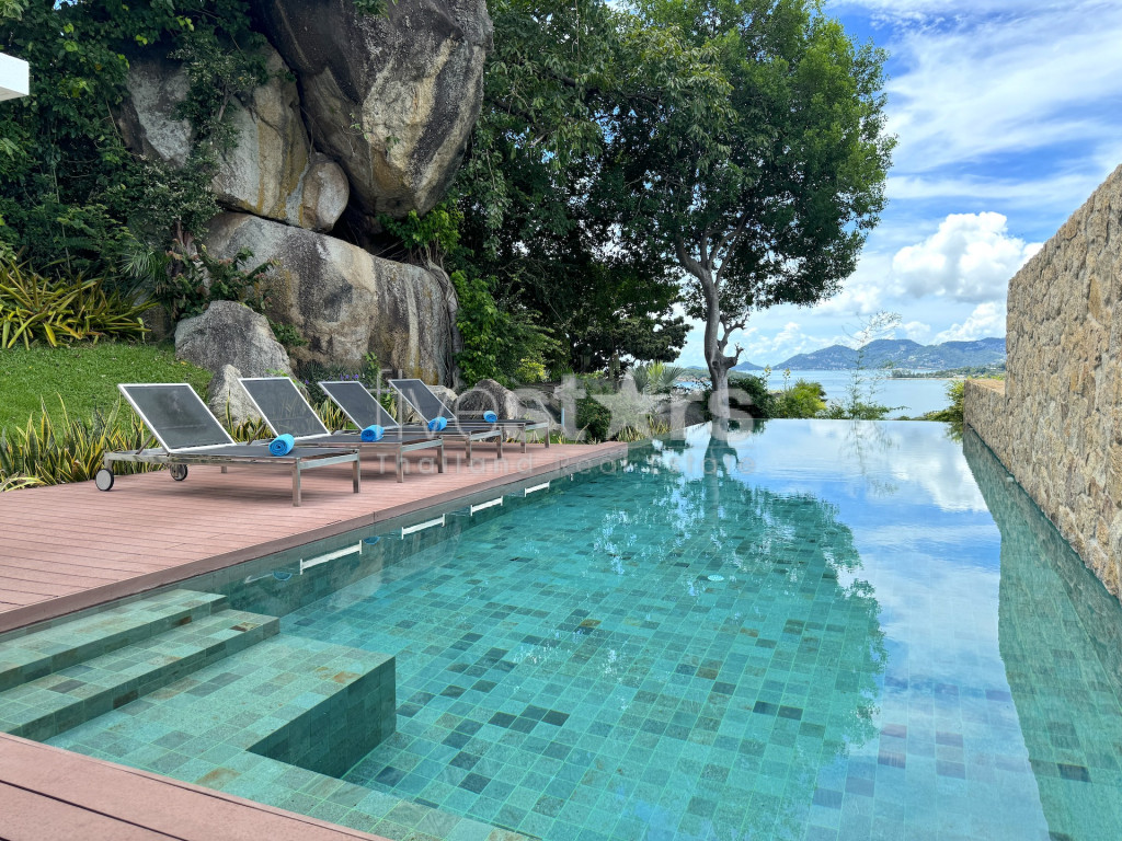 Villa 3 chambres avec une superbe vue mer à Choengmon
