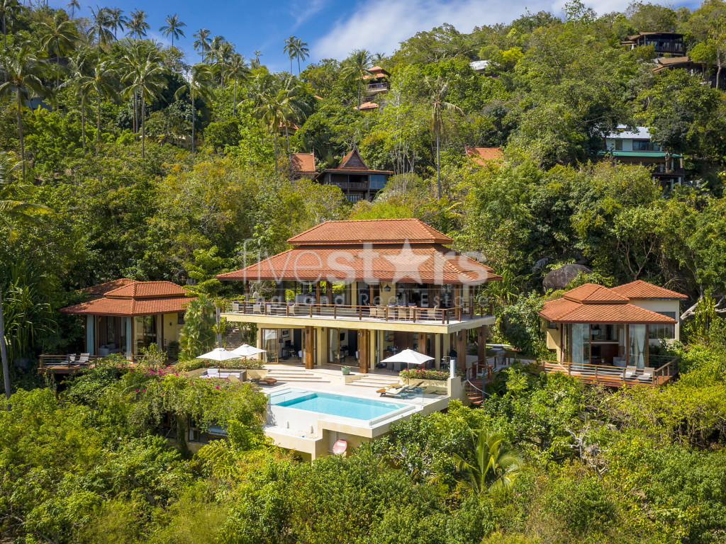 Superbe villa 5 chambres vue mer à vendre à Taling Ngam, Koh Samui