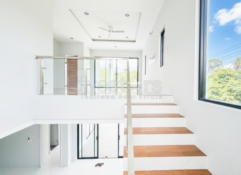 Villa moderne de 3 chambres avec piscine et vue sur la montagne – Maenam, photo 8