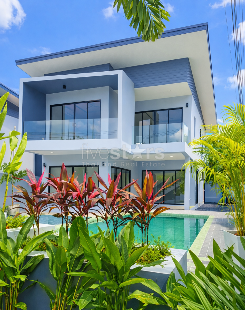 Villa moderne de 3 chambres avec piscine et vue sur la montagne – Maenam