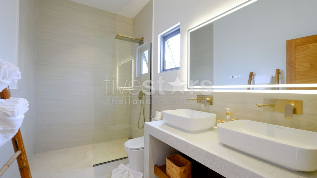 Minimal Tropical 3-Bedroom Villa for Sale in Maenam, photo 17