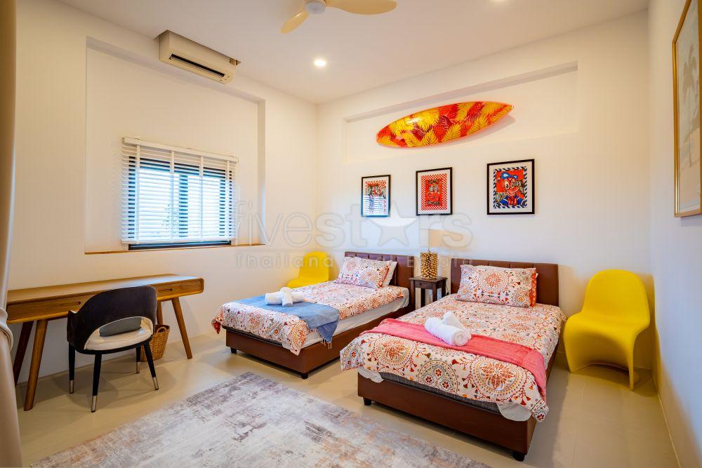 A Private 7 Bedroom Hillside Villa for Sale in Bangrak, Koh Samui, photo 12