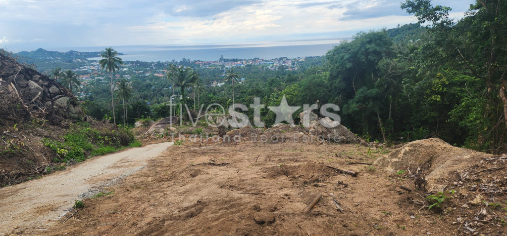 Terrain de 3 200 m² avec vue sur la mer à vendre à Lamai (2rai)