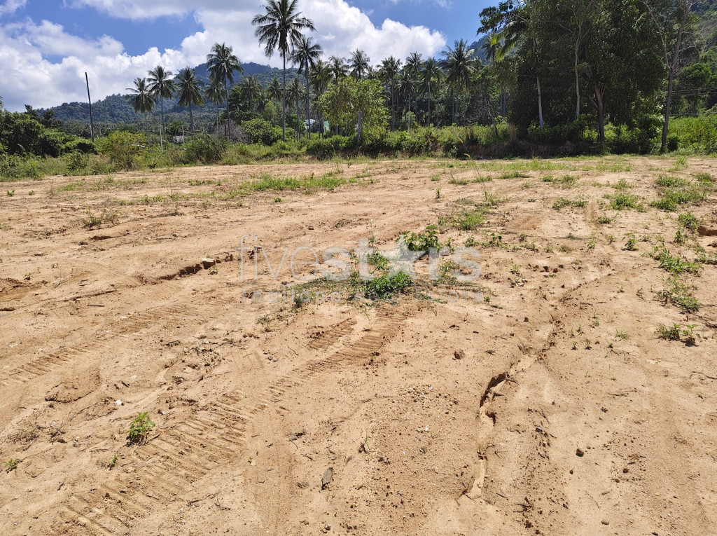 Terrain plat de 1 600 m² à vendre à proximité de la plage de Ban Tai, photo 3