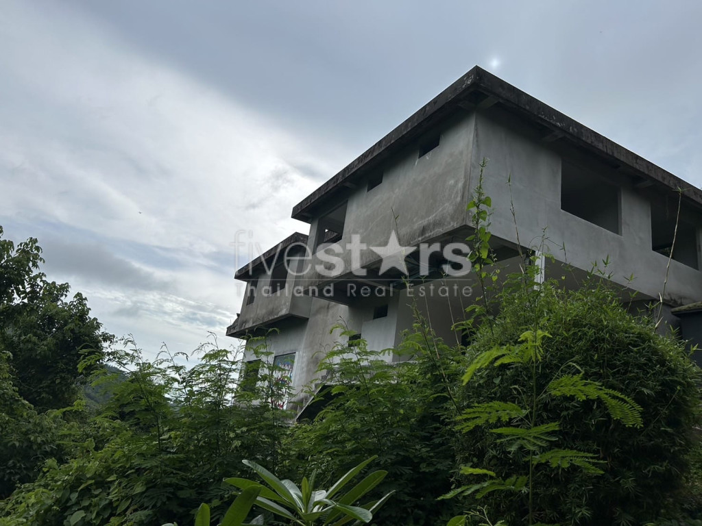 Terrain avec vue sur la mer et villa partiellement construite à vendre - Bangpor Soi 1, photo 4