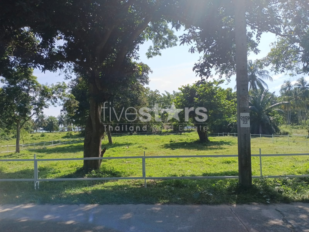 Terrain Plat à Vendre Proche de la Plage – Laem Set, Koh Samui( 2,140 sqm.)