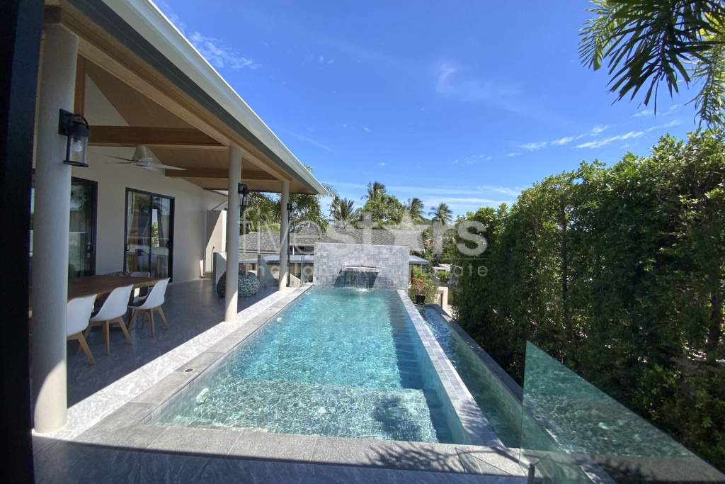 Villa moderne 3 chambres à vendre à Bophut soi Khao Phra