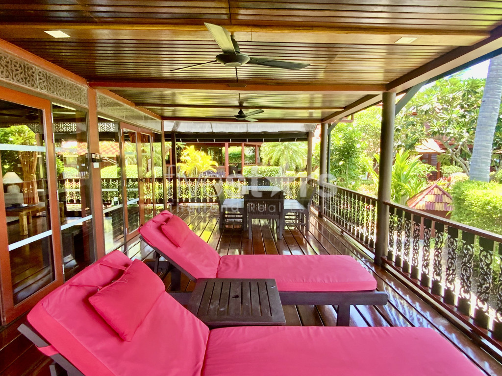 villa 4 chambres à vendre sur la plage de Bangpor Koh Samui, photo 8