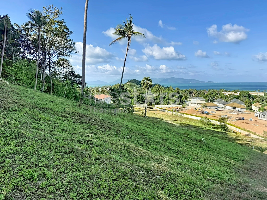 Terrain de 1,864m2 vue mer à vendre Bophut proche Fisherman village