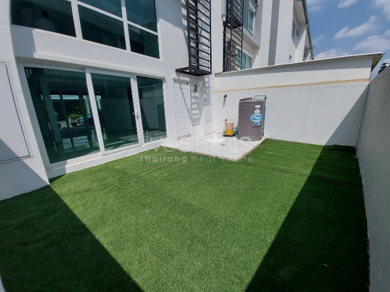 Maison de ville de 3 chambres à vendre sur Ladprao, photo 9