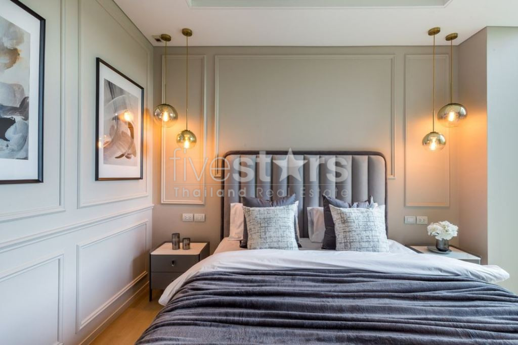Condo de luxe et de faible hauteur de 2 chambres à louer à Langsuan, photo 8