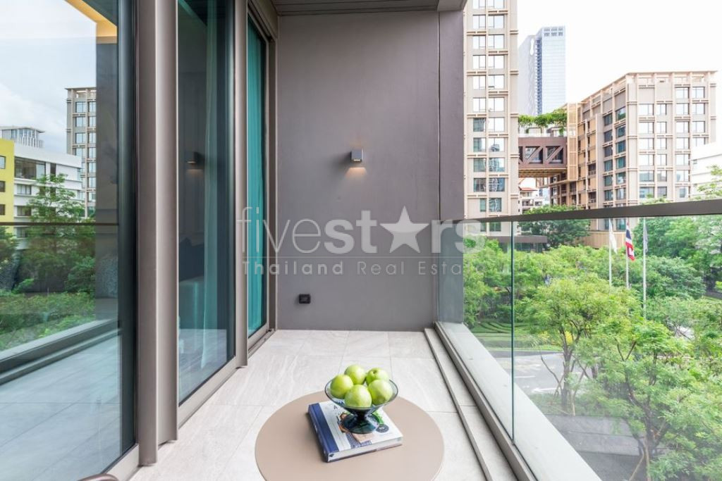 Condo de luxe et de faible hauteur de 2 chambres à louer à Langsuan, photo 5