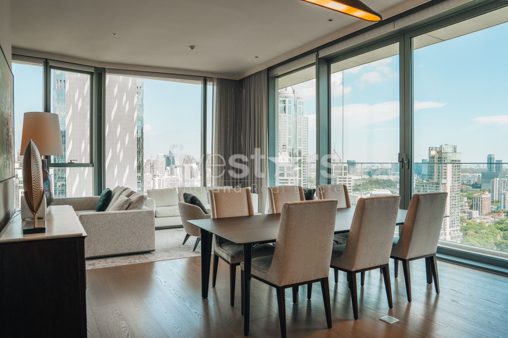 2-bedroom spacious high-end condo for sale 150m from BTS Chidlom, photo 3