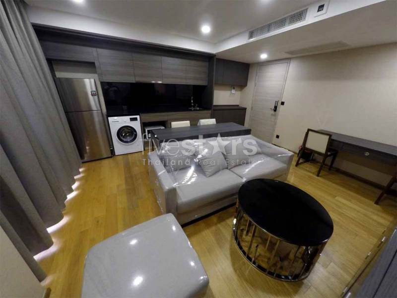 Appartement moderne d'une chambre à Langsuan, photo 2
