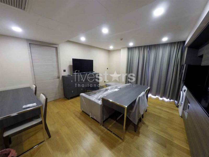 Appartement moderne d'une chambre à Langsuan