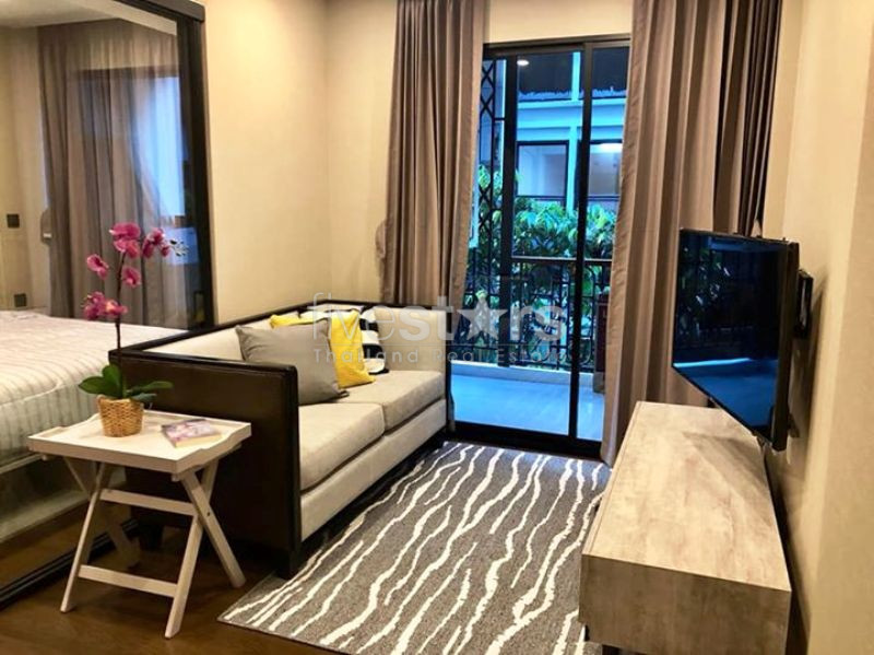 Appartement neuf d'une chambre à louer à Langsuan