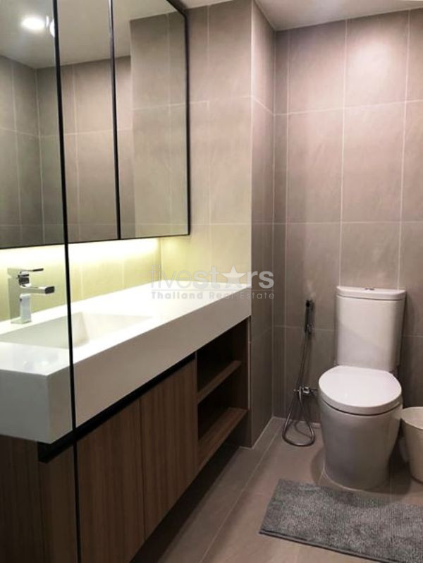 Appartement neuf d'une chambre à louer à Langsuan, photo 8