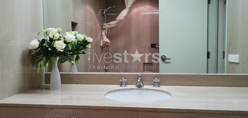 1+1 bedroom wtih 1 study room condo for sale on Langsuan Lumpini, photo 12