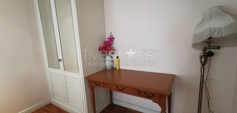 1+1 bedroom wtih 1 study room condo for sale on Langsuan Lumpini, photo 5