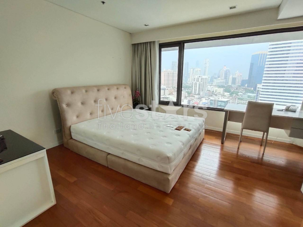 Condo de 2 chambres à louer près de la station de MRT Khlong Toei, photo 7