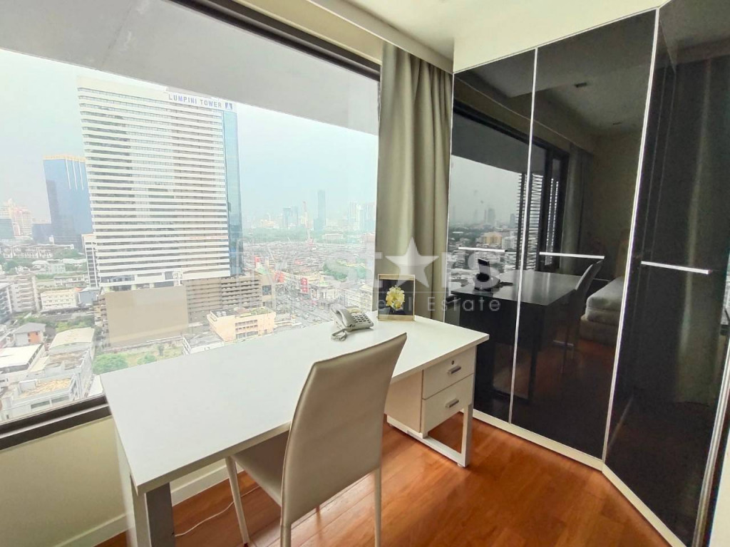 Condo de 2 chambres à louer près de la station de MRT Khlong Toei, photo 12