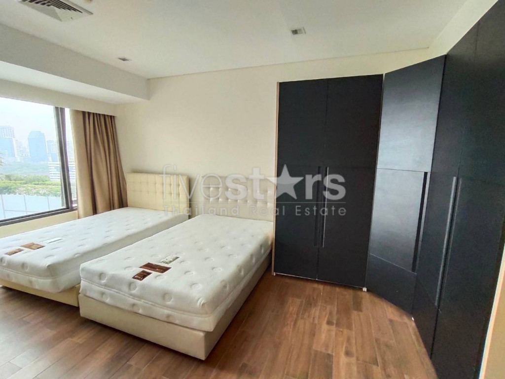 Condo de 2 chambres à louer près de la station de MRT Khlong Toei, photo 9