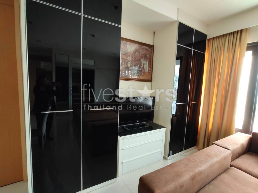 Condo de 2 chambres à louer près de la station de MRT Khlong Toei, photo 10