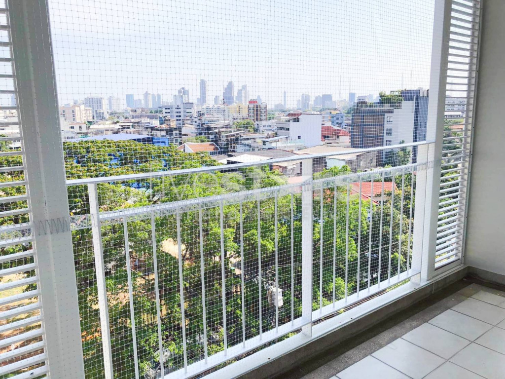 Grande unité de 3 chambres à louer sur Lumpini-Rama4, photo 2