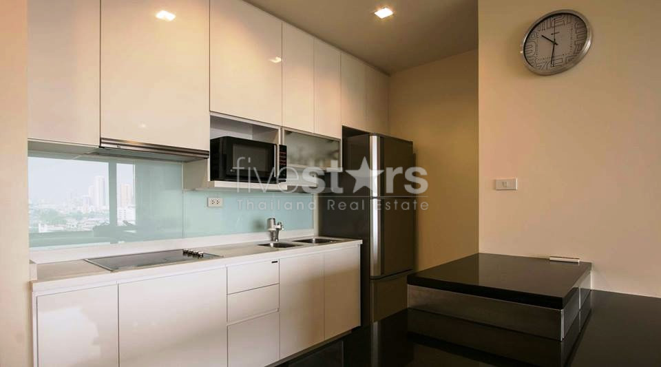 2 bedrooms condo for rent on Rama 4