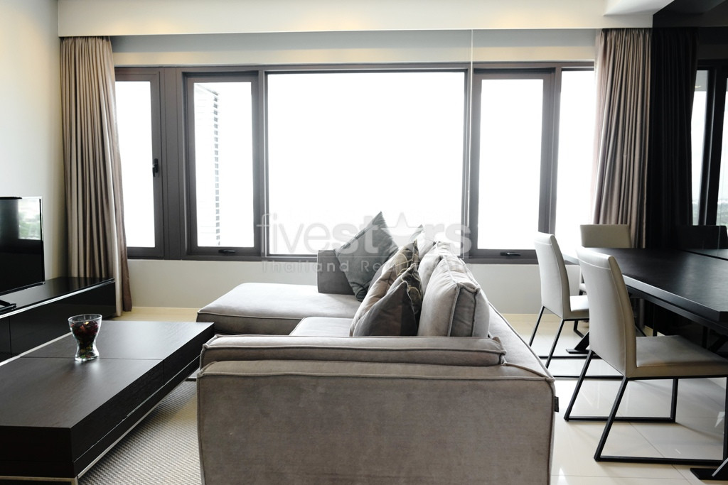2 bedrooms condominium for rent between Sathorn and Lumpini area, photo 3