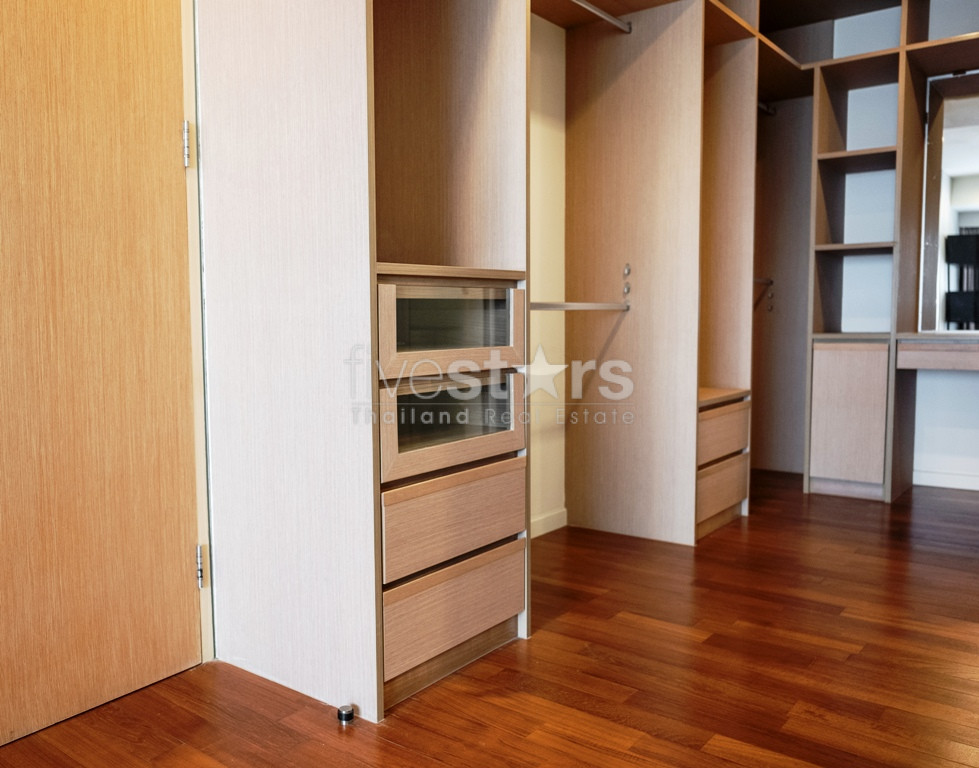 2 bedrooms condominium for rent between Sathorn and Lumpini area, photo 14