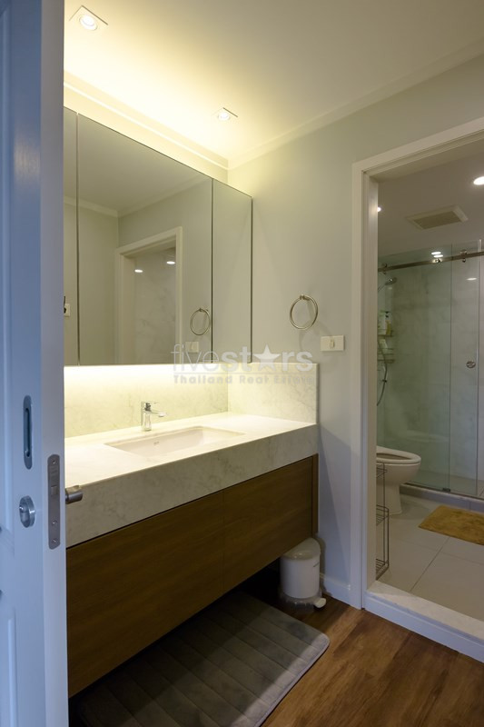 Appartement de 2 chambres à vendre près du MRT Klong Toey, photo 12