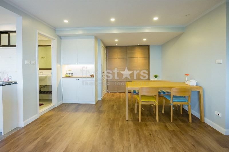 Appartement de 2 chambres à vendre près du MRT Klong Toey, photo 2