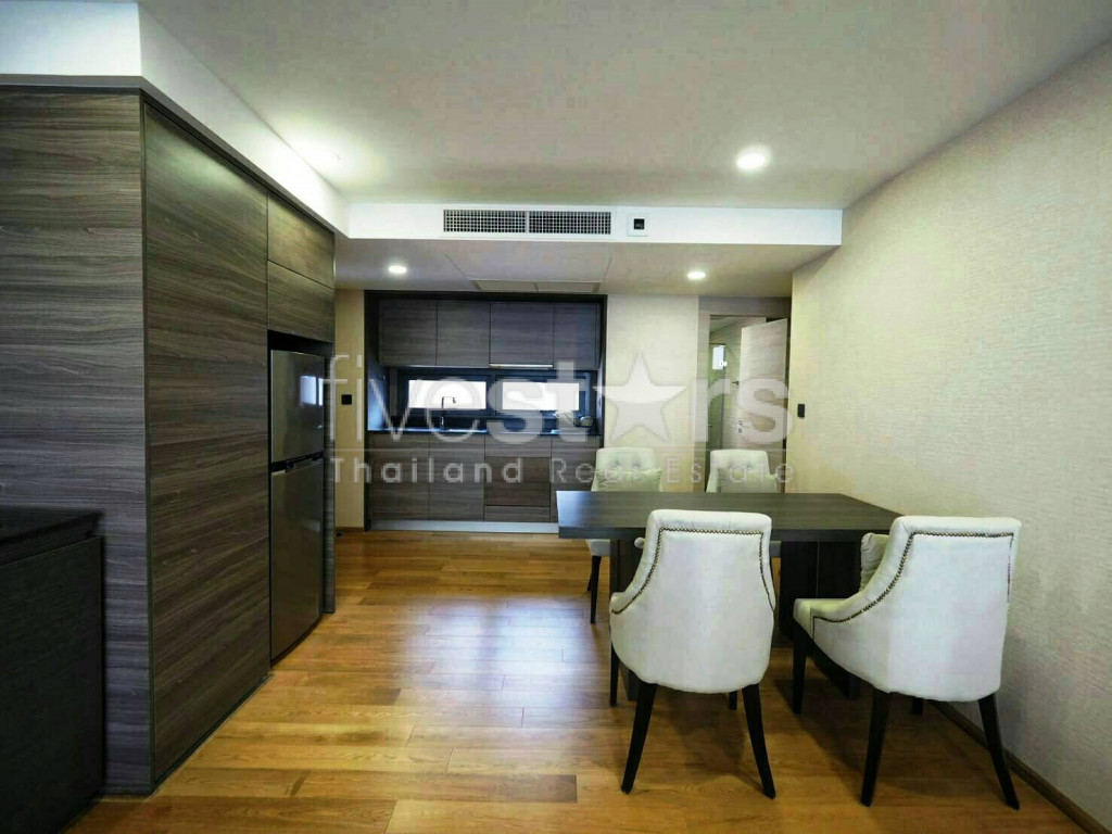 Appartement de 2 chambres à vendre à Langsuan, photo 2