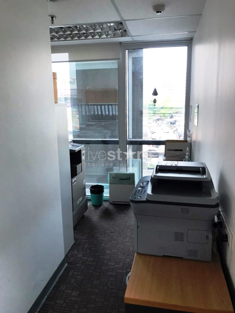 Office space for rent close to Lumpini MRT station, photo 12