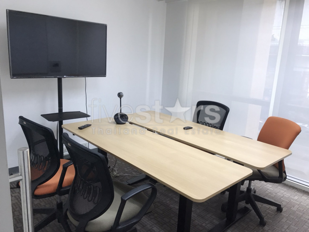 Office space for rent close to Lumpini MRT station, photo 4