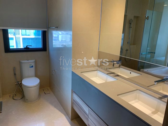 Modern 2 bedrooms condo for rent in Asoke area, photo 8