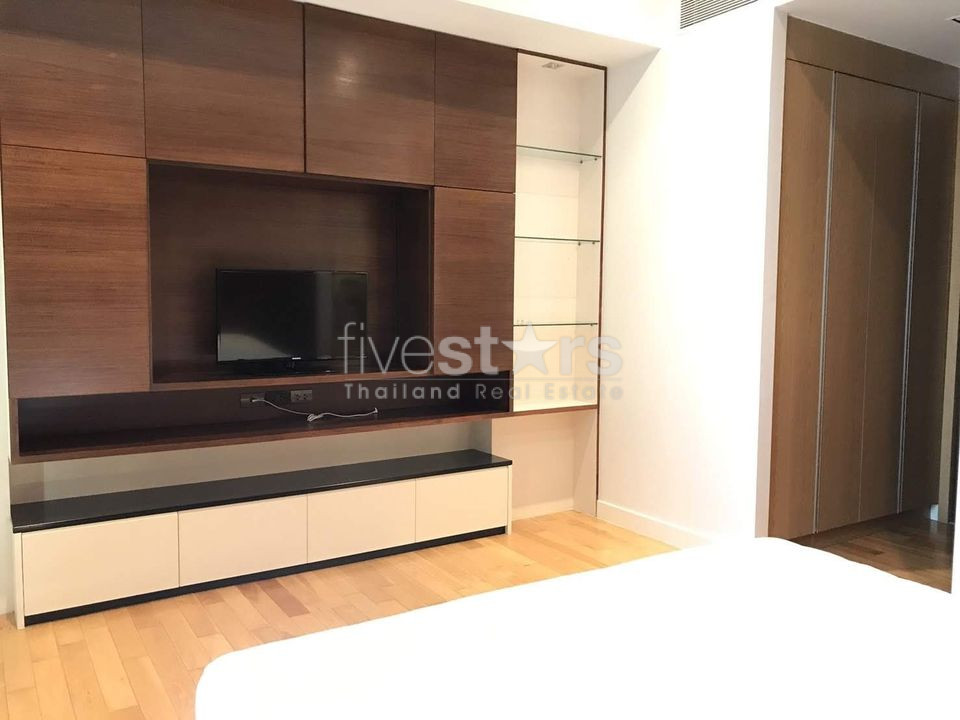 Large 1 bedroom condo for rent in Asoke area, photo 6